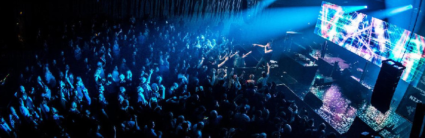 eve-online-blue-fanfest-crowd